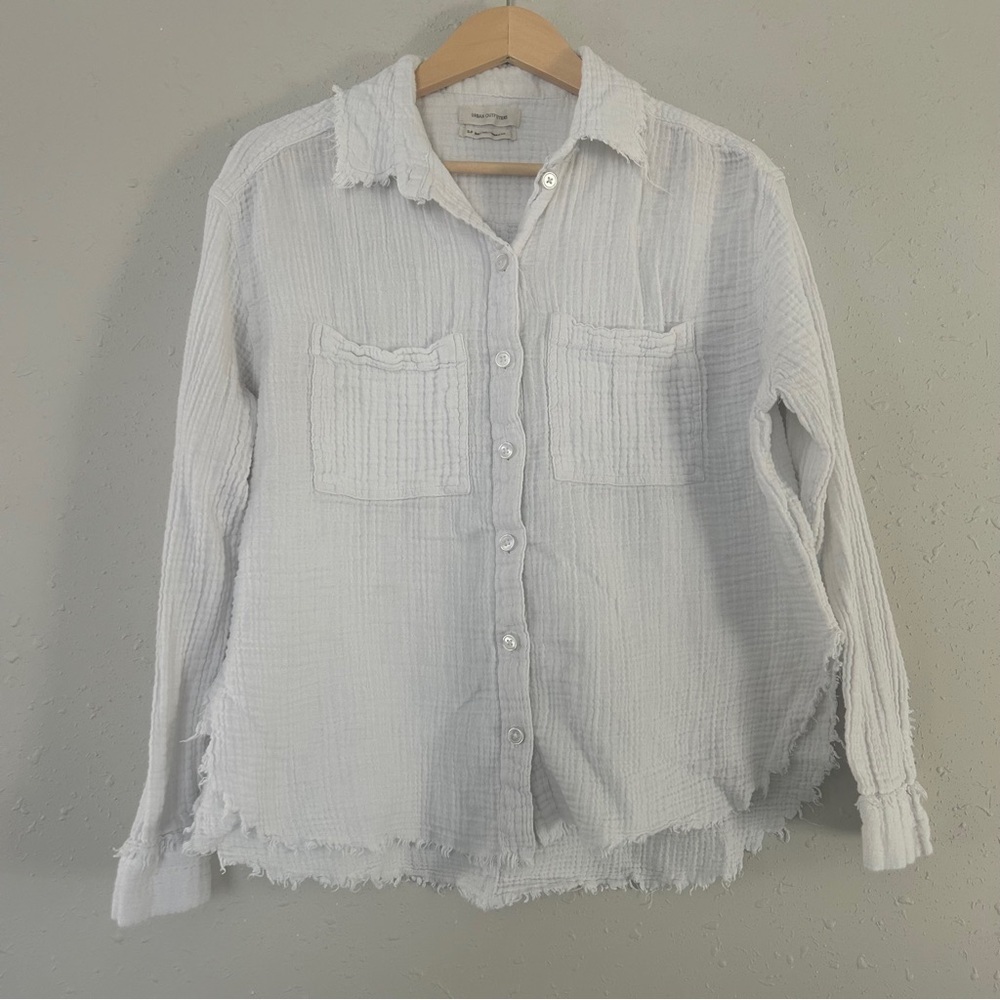 Urban Outfitters White Button-Up Shirt Casual Frayed Hem Textured Small